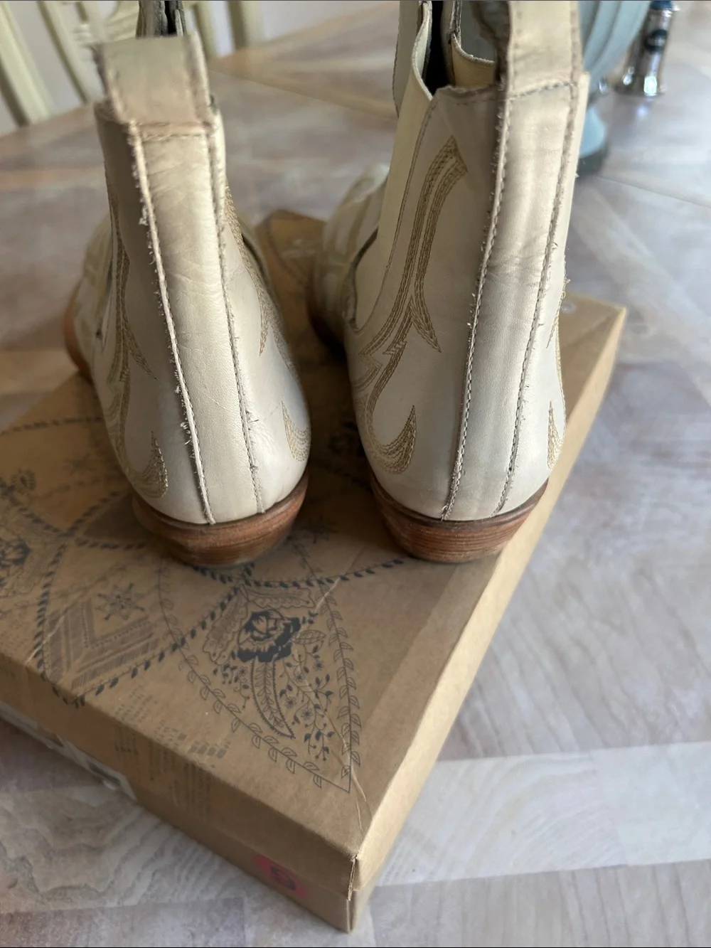 Cream Western Chevron Stitch Leather Ankle Boots Free People - Picture 4 of 4